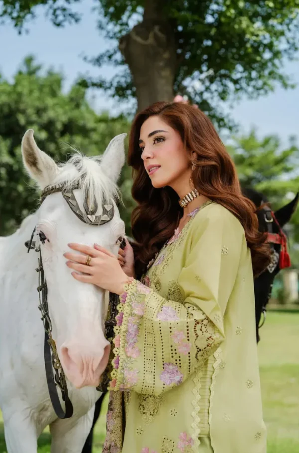 EL-2720 Lawn Unstitched Embroidered Shirt With cotton Net heavy Embroidered Duppta